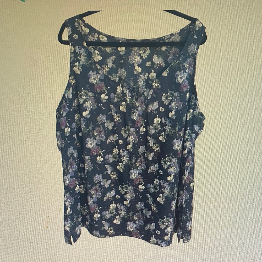 Floral Sleeveless Women’s Top - Navy
